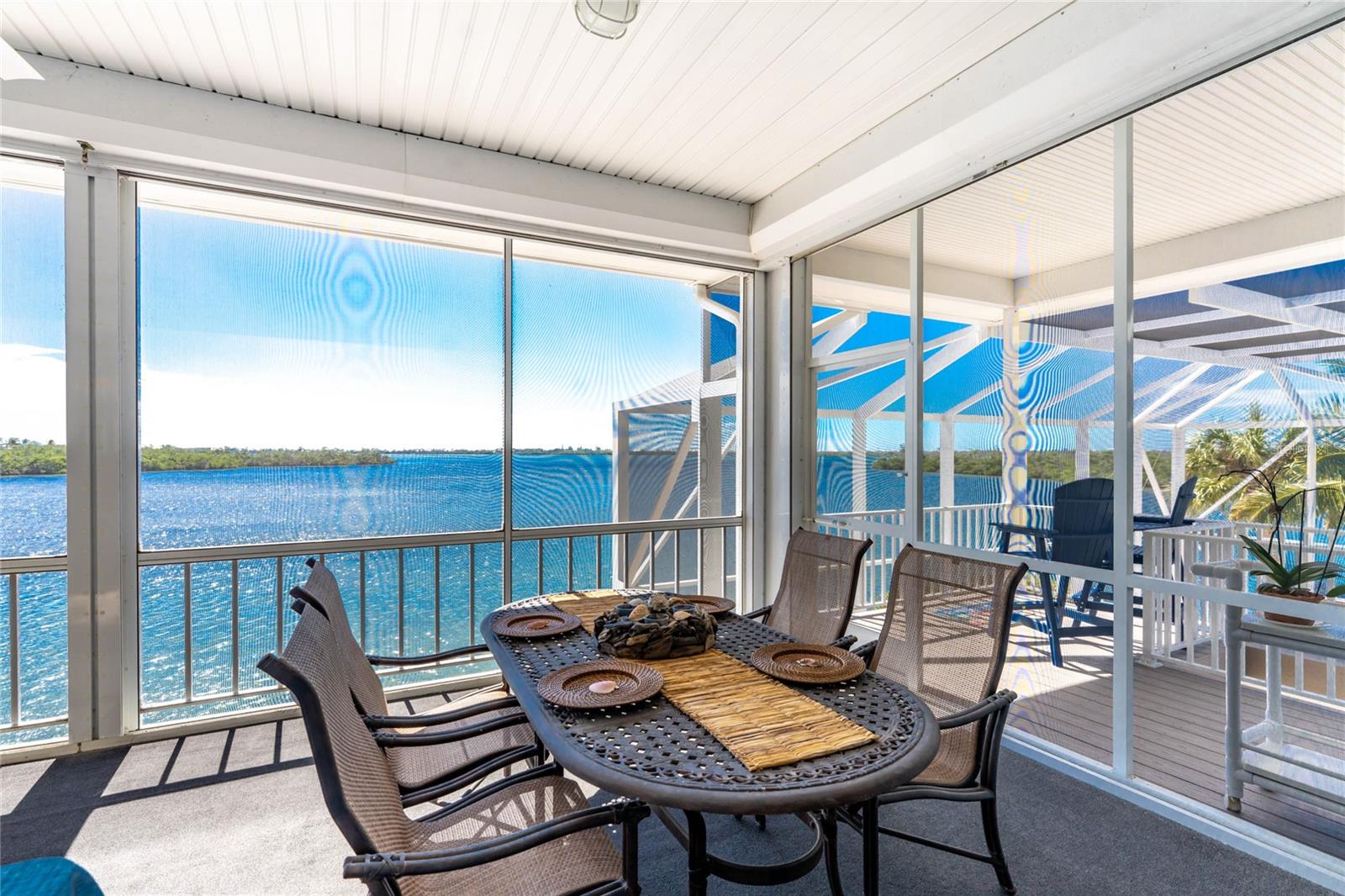 PINE COVE - Residential