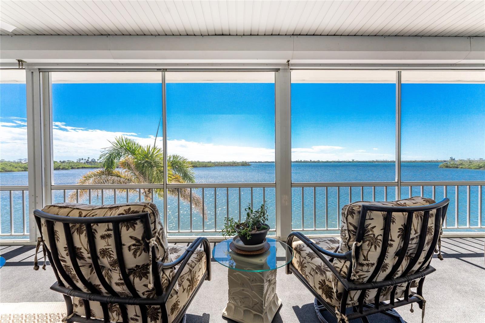 PINE COVE - Residential