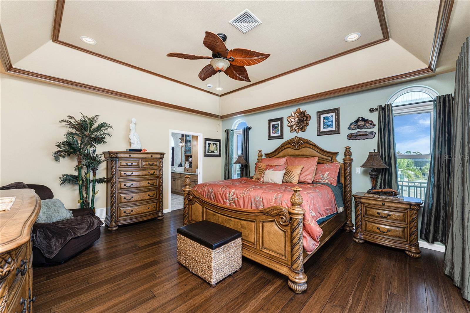 PINE COVE - Residential