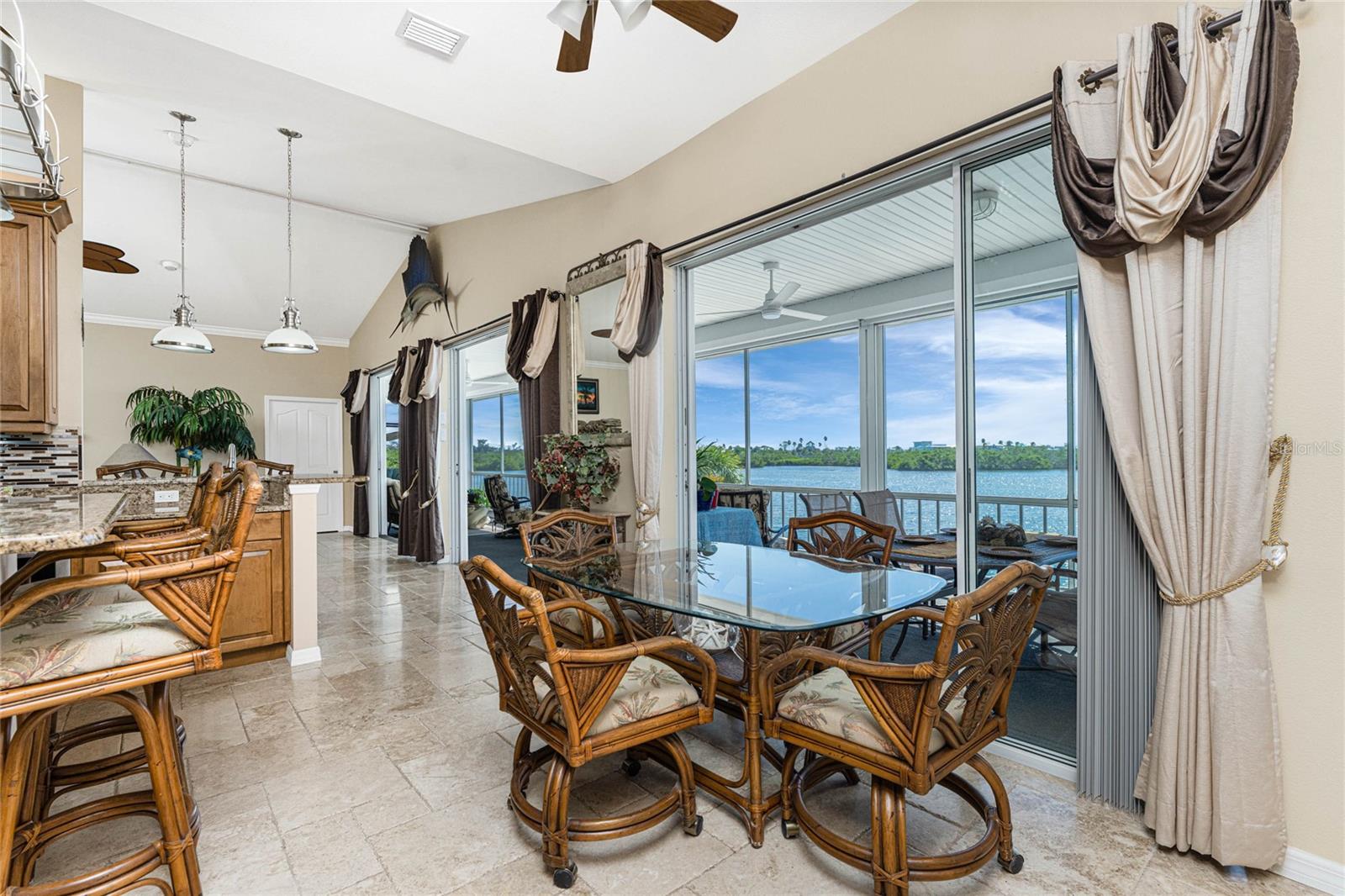 PINE COVE - Residential