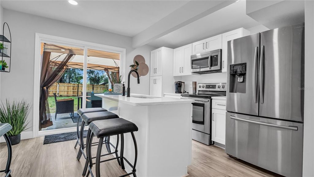 Photo of 121 Pennsylvania Avenue, Palm Harbor, FL 34683 (MLS # TB8491818)