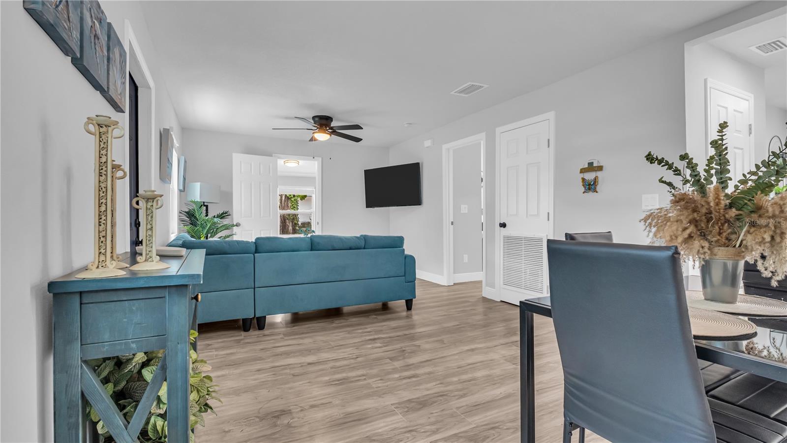 121 PENNSYLVANIA AVENUE