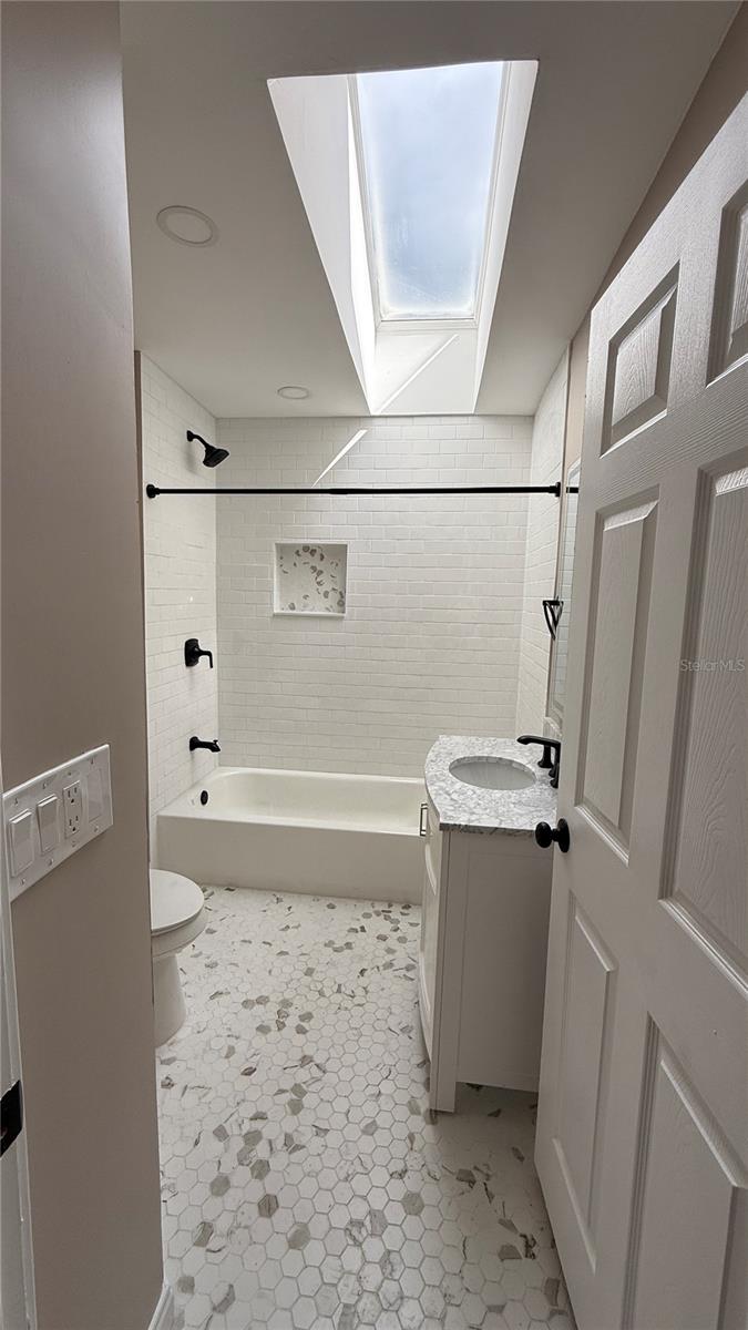 BEL MAR REV UNIT 6 - Residential Lease