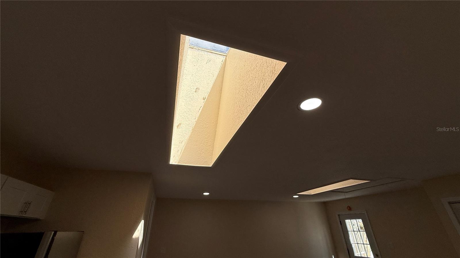 BEL MAR REV UNIT 6 - Residential Lease