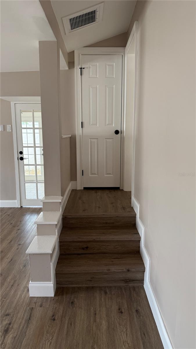 BEL MAR REV UNIT 6 - Residential Lease