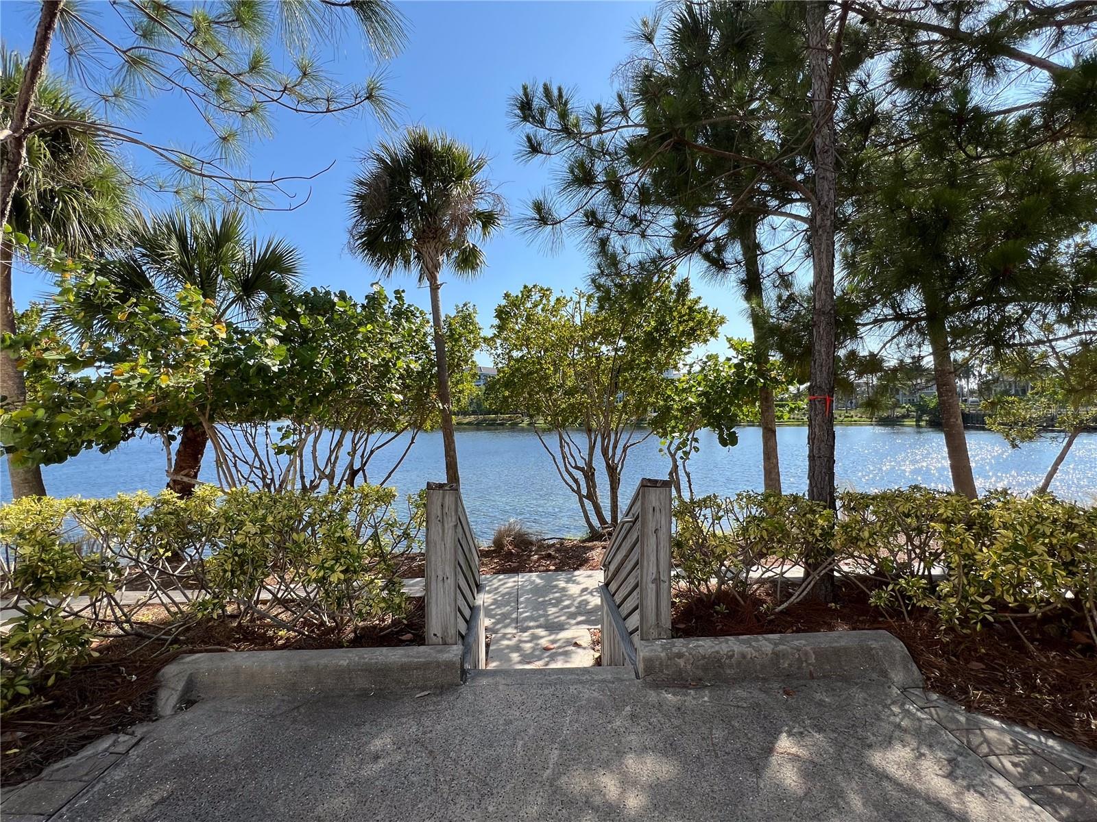 MANGROVE WALK ON HARBOUR ISLE PH 7 - Residential Lease