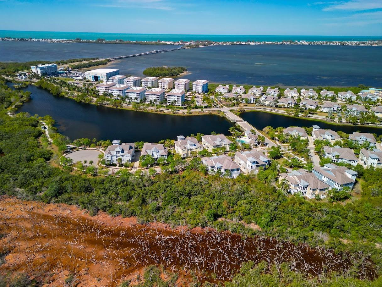 MANGROVE WALK ON HARBOUR ISLE PH 7 - Residential Lease