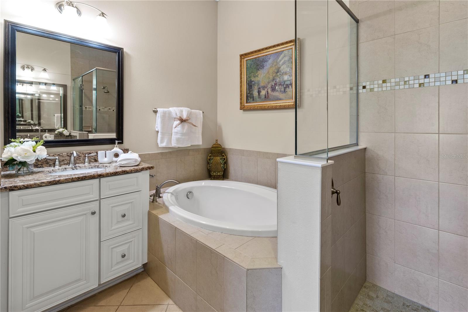 MANGROVE WALK ON HARBOUR ISLE PH 7 - Residential Lease
