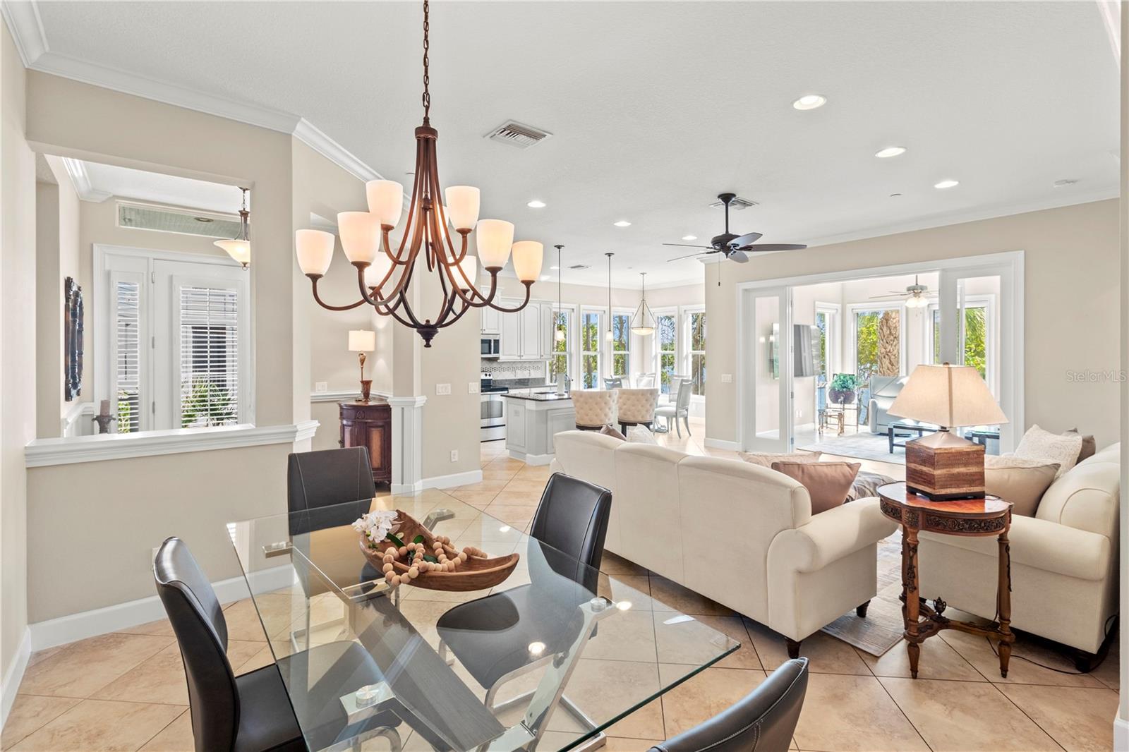 MANGROVE WALK ON HARBOUR ISLE PH 7 - Residential Lease