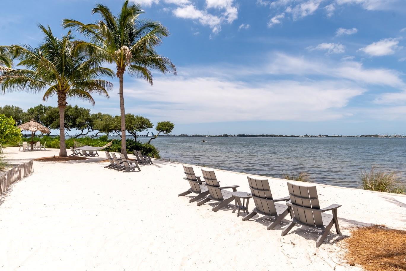 MANGROVE WALK ON HARBOUR ISLE PH 7 - Residential Lease