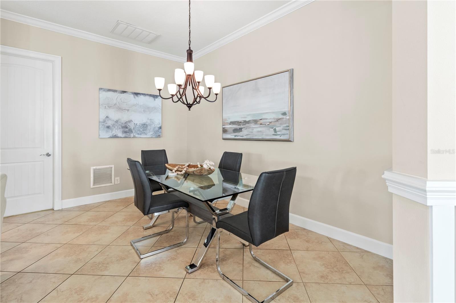 MANGROVE WALK ON HARBOUR ISLE PH 7 - Residential Lease