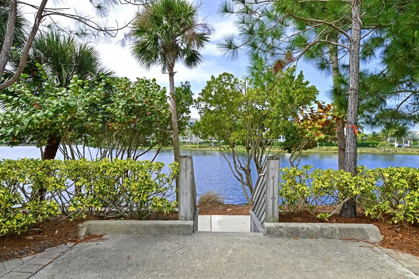 MANGROVE WALK ON HARBOUR ISLE PH 7 - Residential Lease