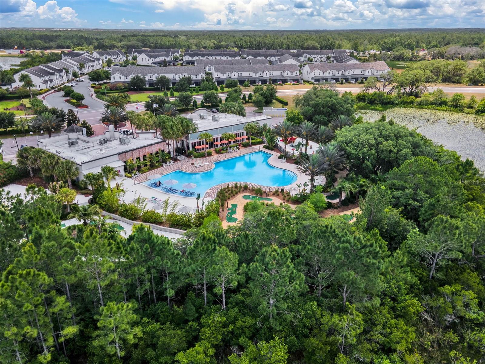 FESTIVAL PH 1 - Residential Lease