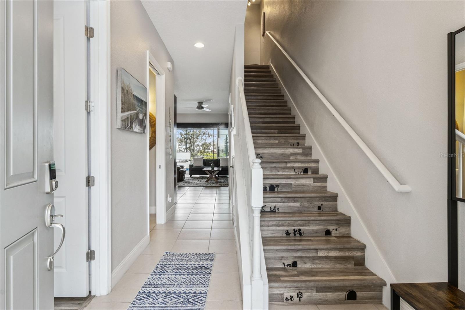 FESTIVAL PH 1 - Residential Lease