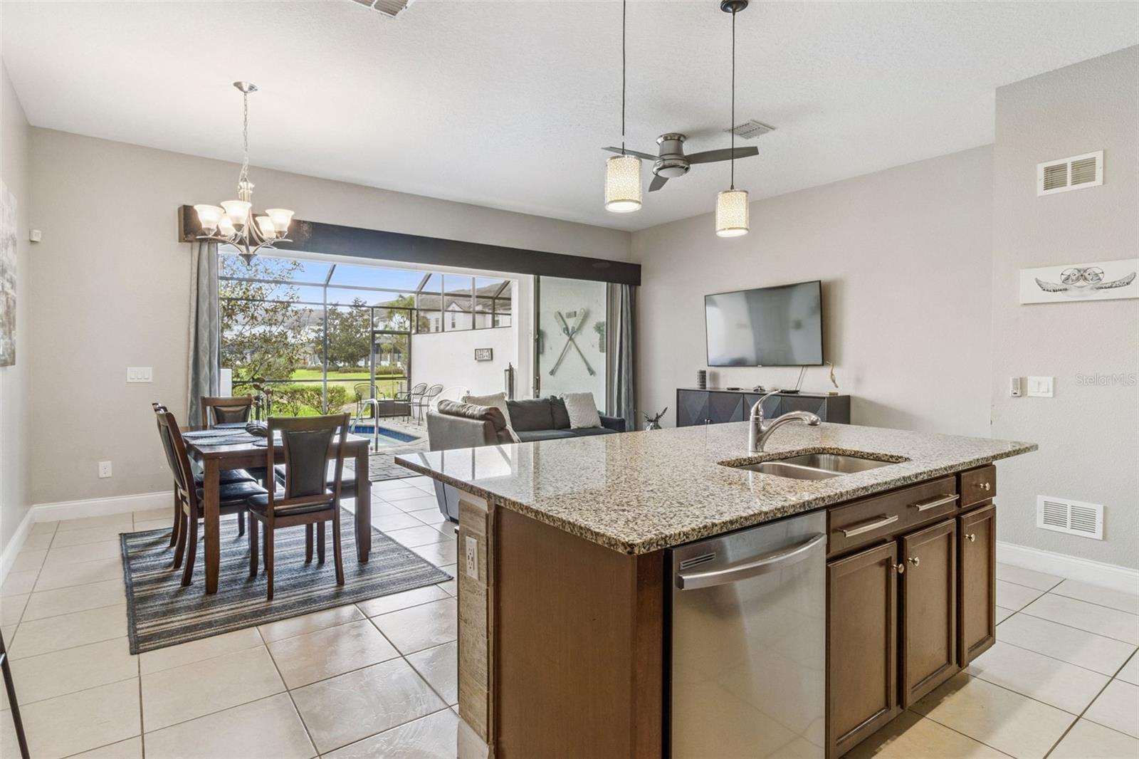 FESTIVAL PH 1 - Residential Lease