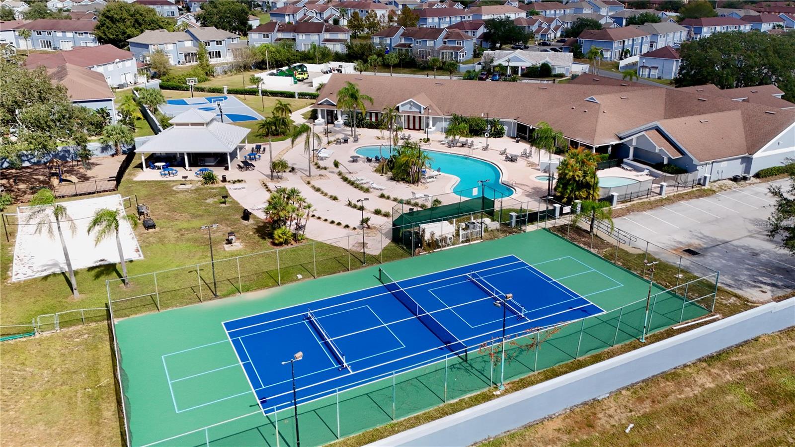 ISLAND CLUB WEST - Residential Lease