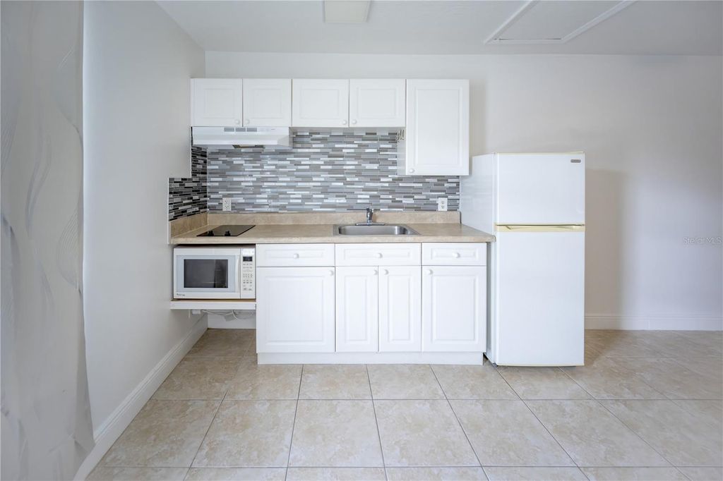 Photo of 234 Mango Drive #B, Davenport, FL 33897 (MLS # S5136618)