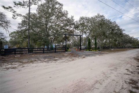 Tiny photo for 7670 NE 97th Court, Bronson, FL 32621 (MLS # S5143545)