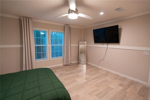 Tiny photo for 7670 NE 97th Court, Bronson, FL 32621 (MLS # S5143545)
