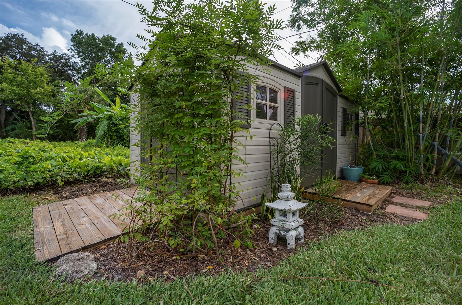 Florida Shores 01 - Residential