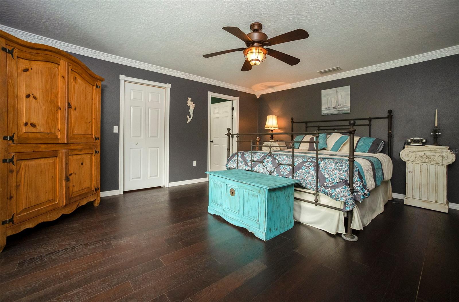 Florida Shores 01 - Residential