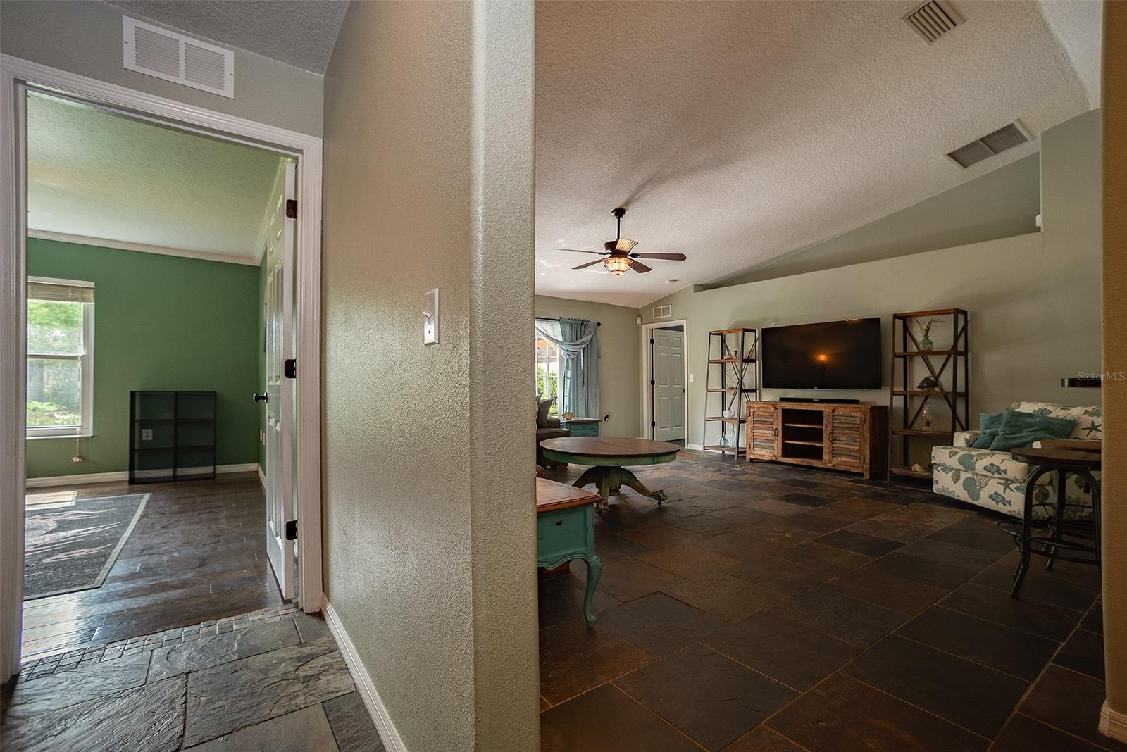 Florida Shores 01 - Residential