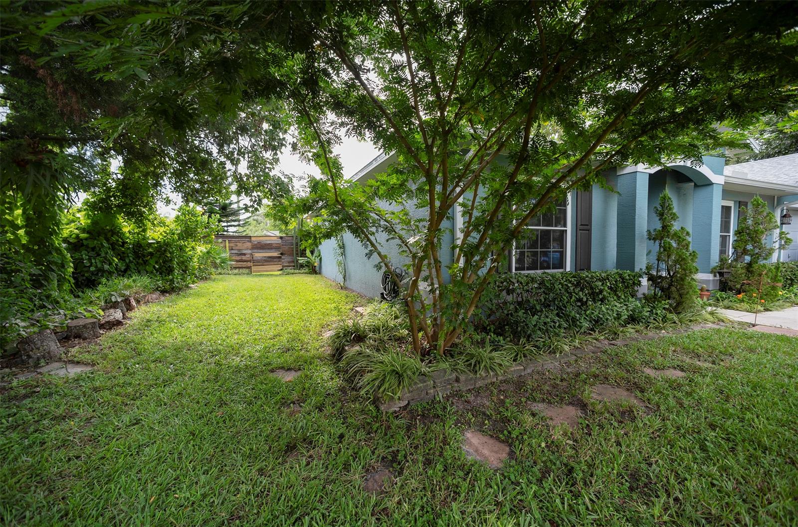 Florida Shores 01 - Residential