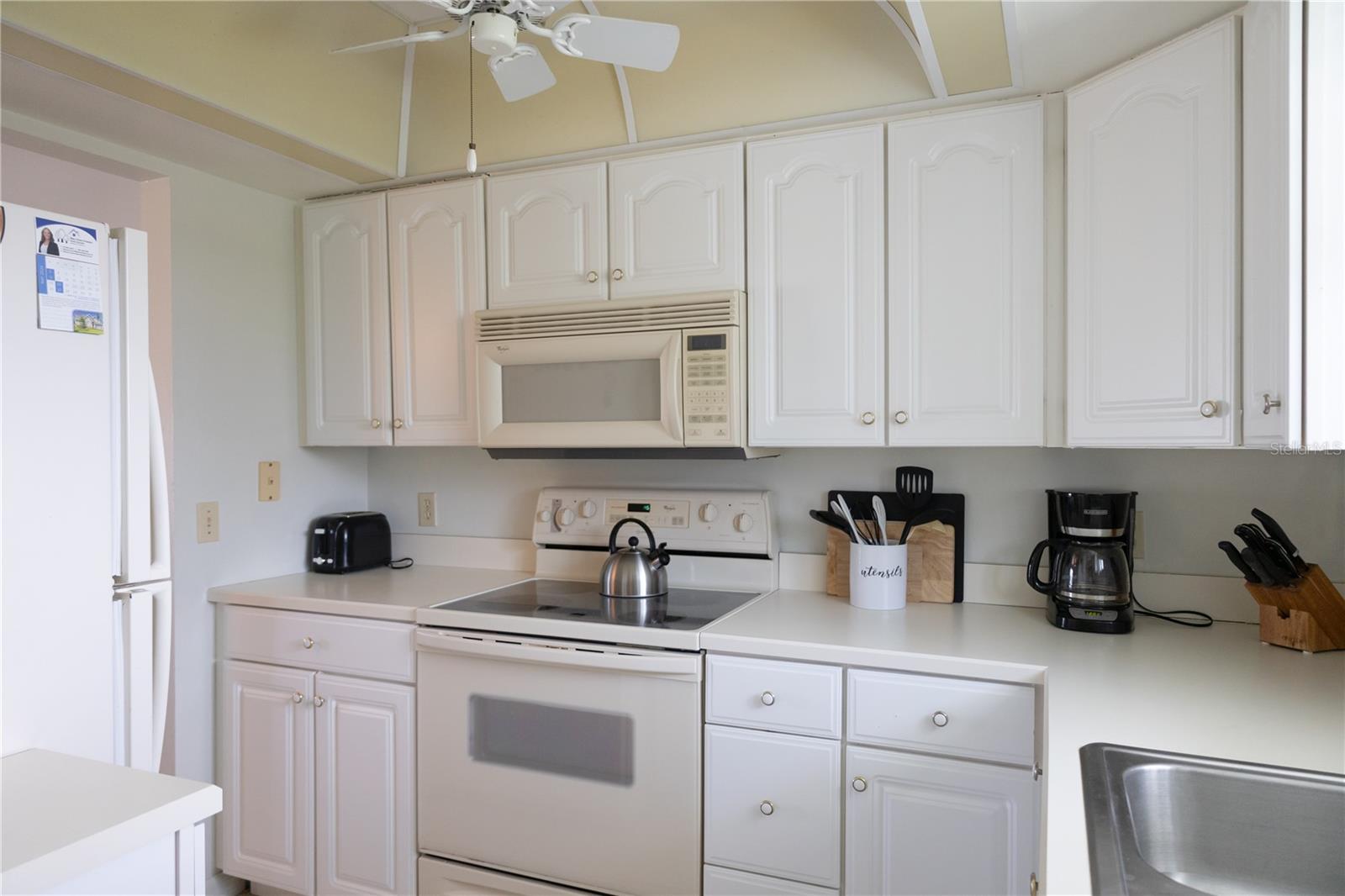 Photo 5 of 21 of 3510 S OCEAN SHORE BOULEVARD 216 condo