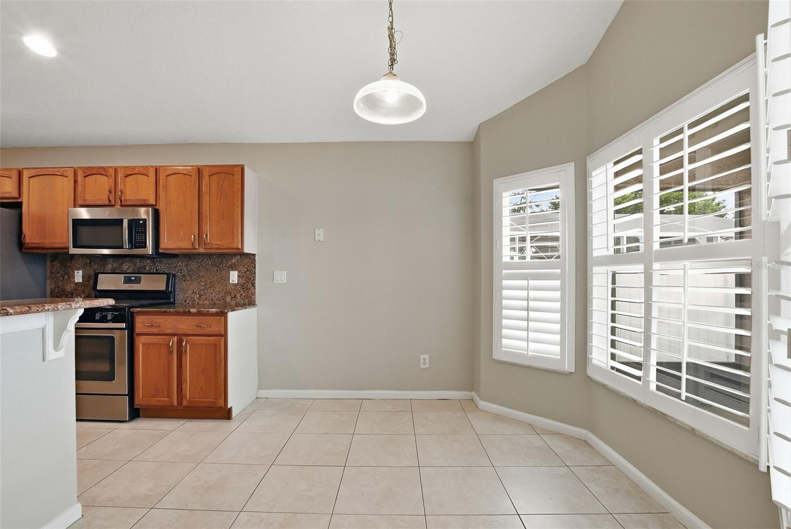 WESTON HILLS SUB - Residential