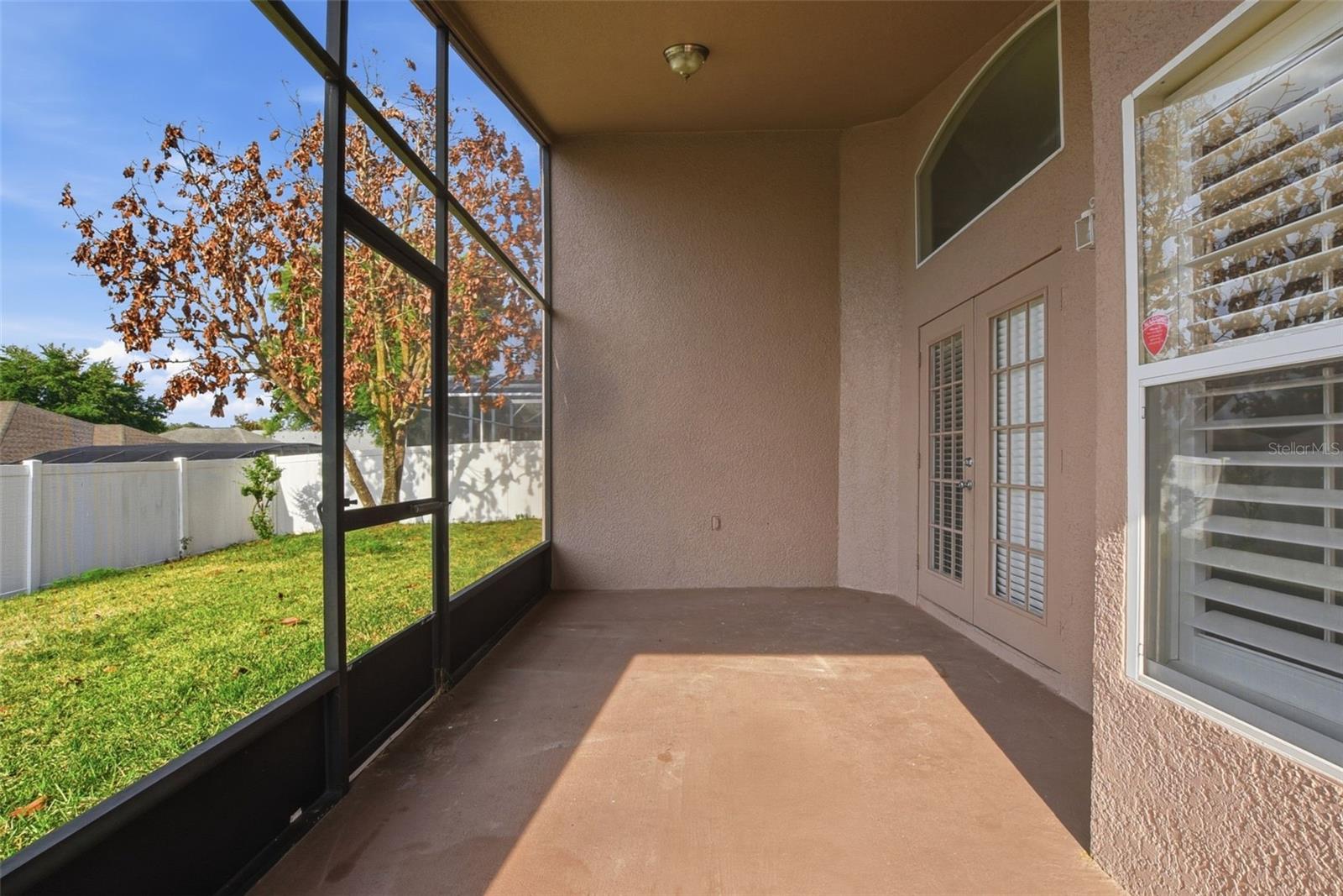 WESTON HILLS SUB - Residential
