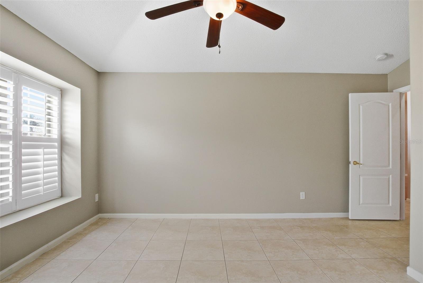 WESTON HILLS SUB - Residential