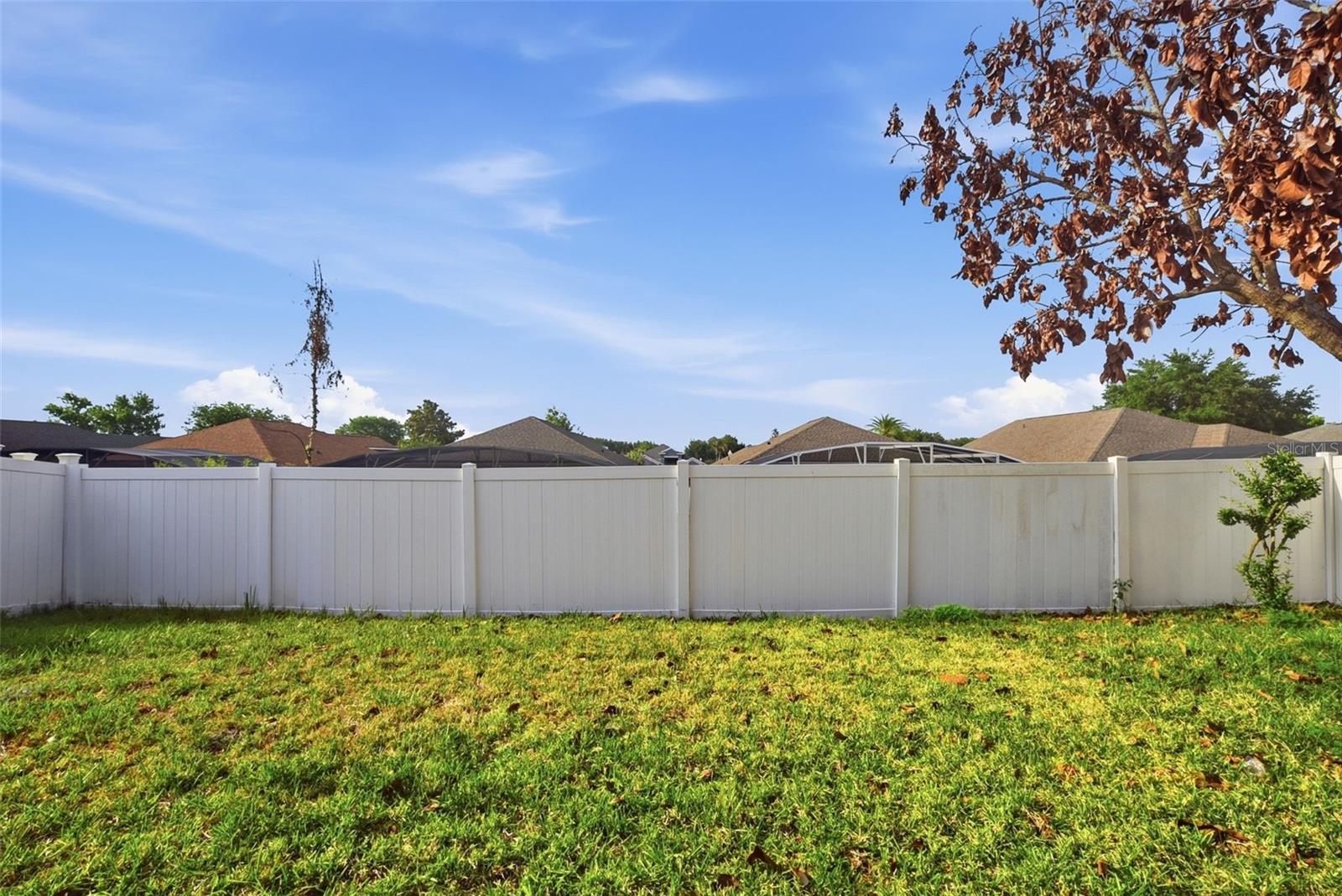 WESTON HILLS SUB - Residential