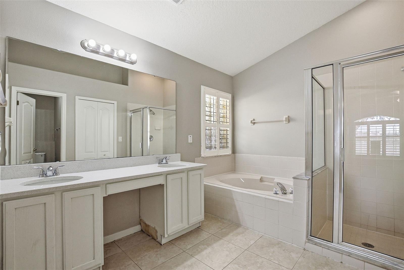 WESTON HILLS SUB - Residential