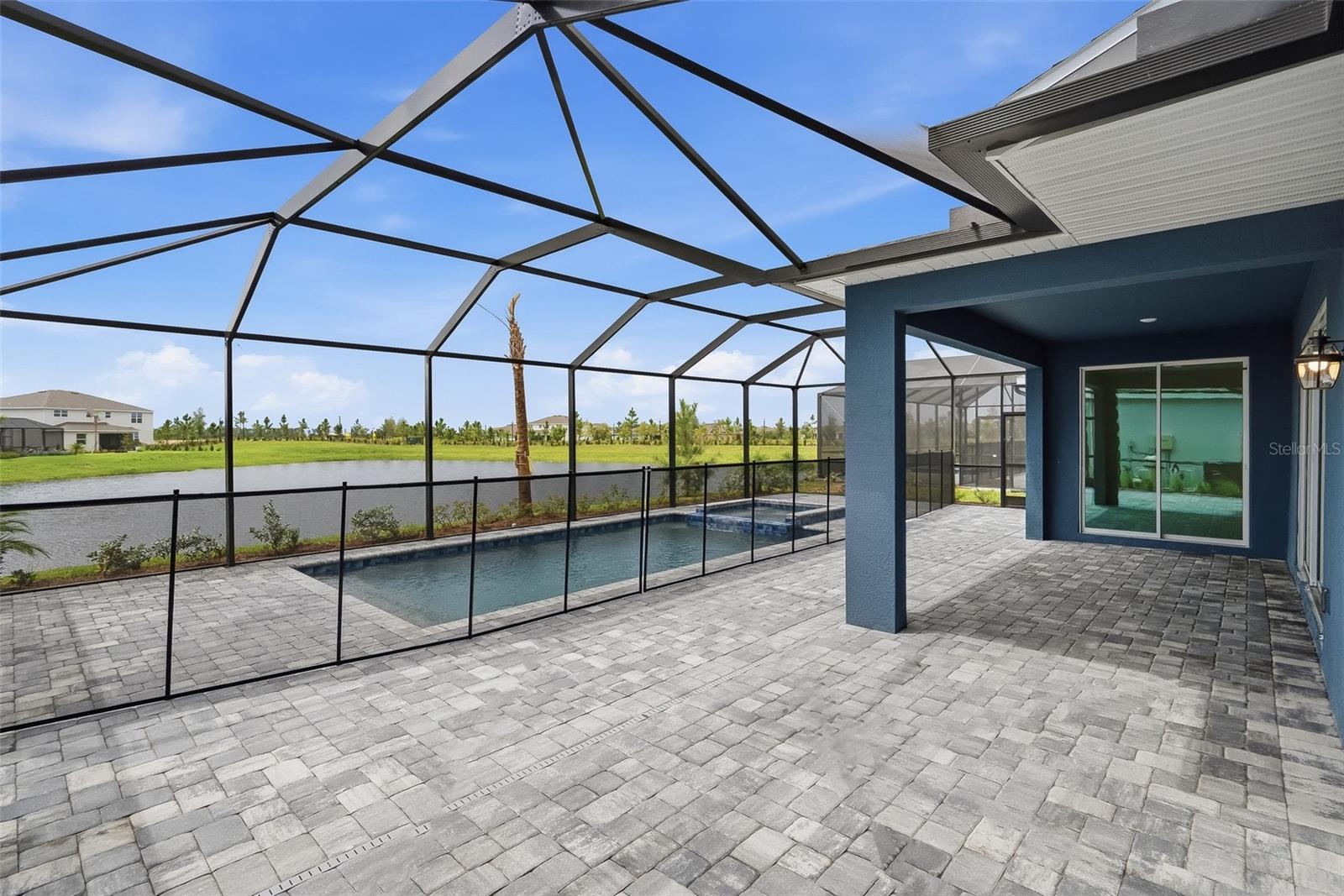 3027 PINEBERRY CROSSING