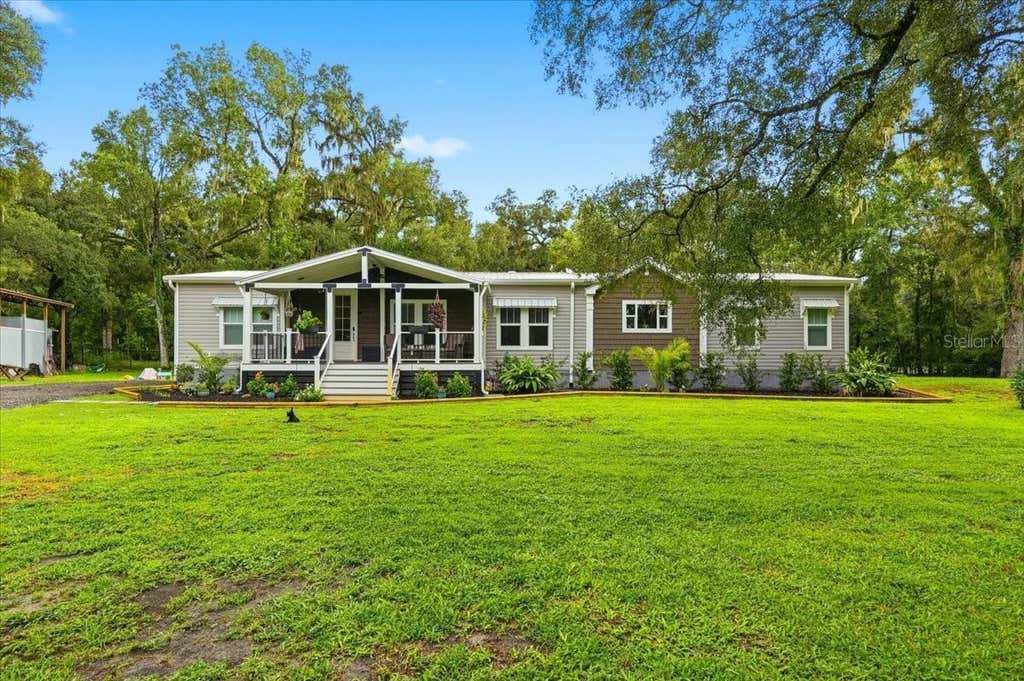 Photo of 22256 Cheraton Road, Brooksville, FL 34602 (MLS # L4963961)