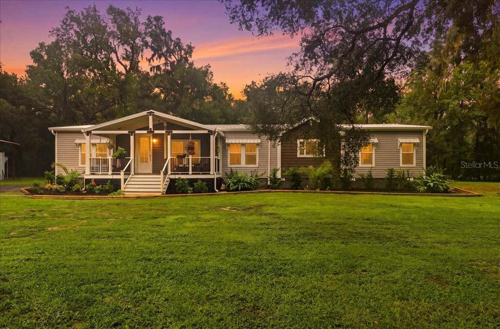 Photo of 22256 Cheraton Road, Brooksville, FL 34602 (MLS # L4963961)