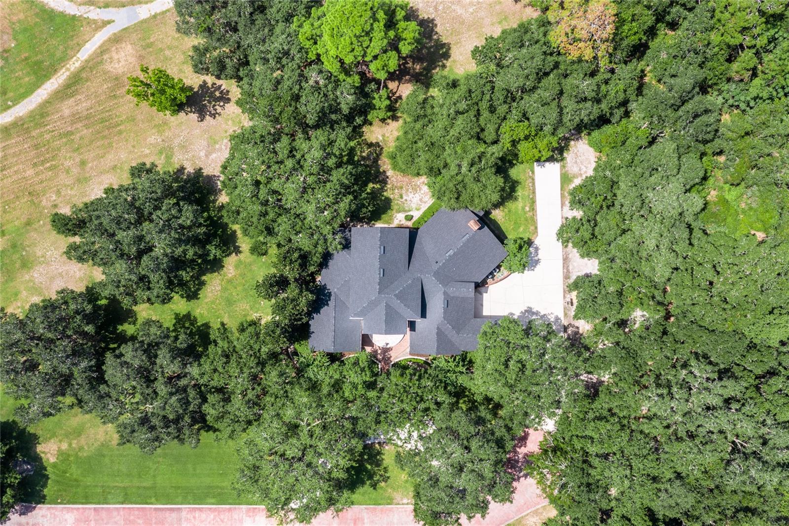COUNTRY CLUB ESTATES - Residential