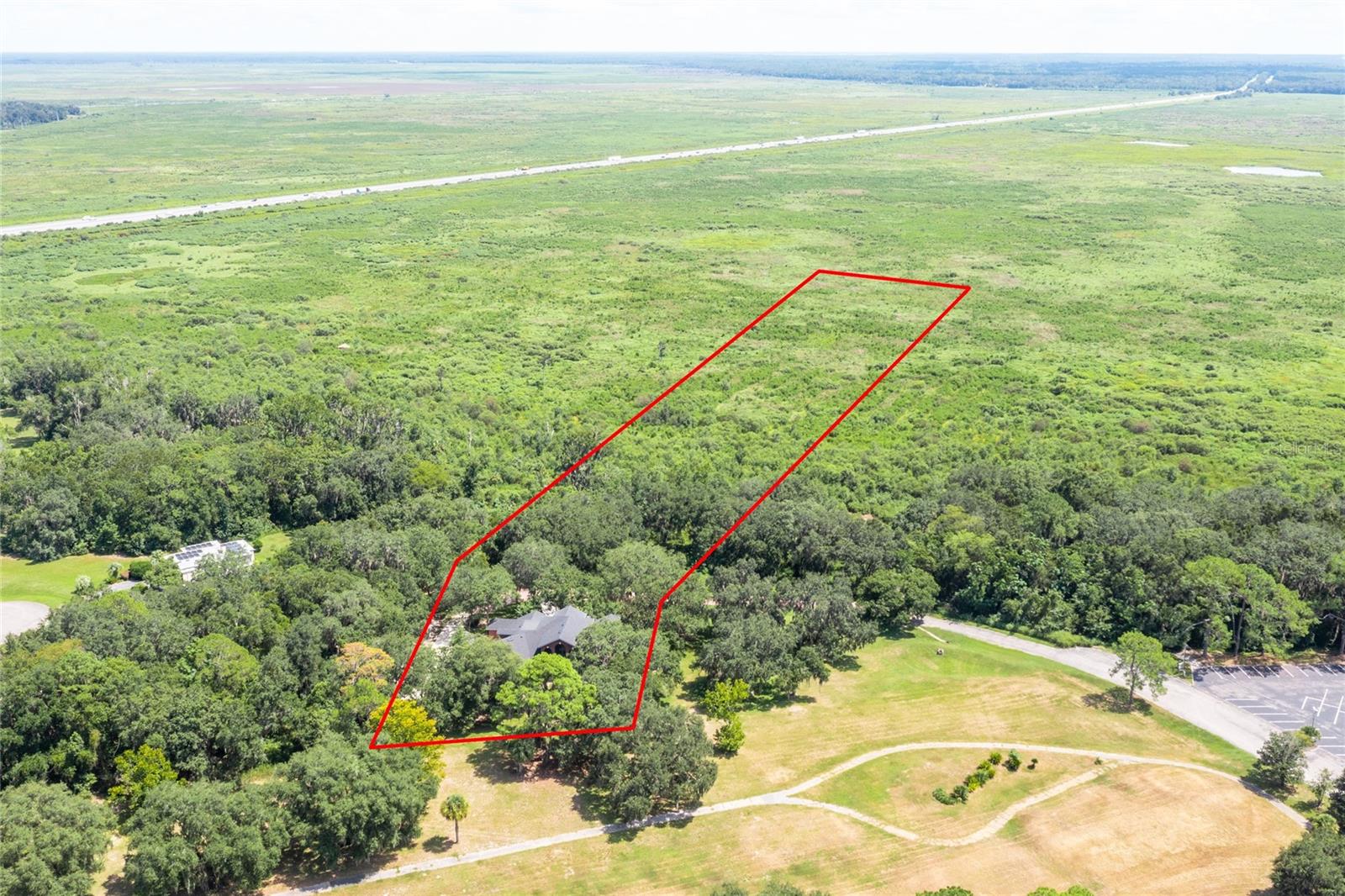 COUNTRY CLUB ESTATES - Residential