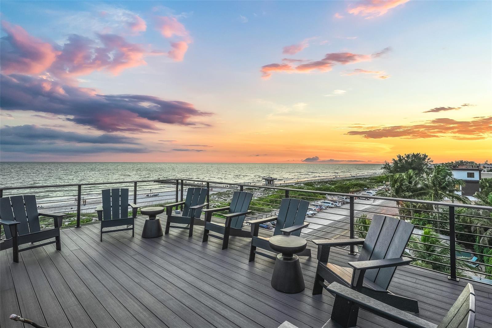 CORTEZ BEACH - Residential