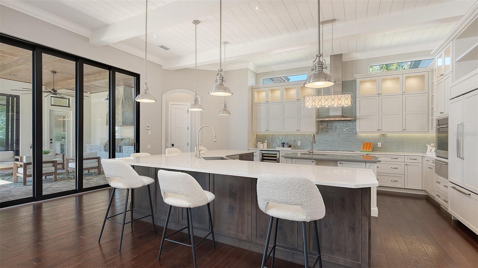 SOUTHBAY YACHT & RACQUET CLUB - Residential