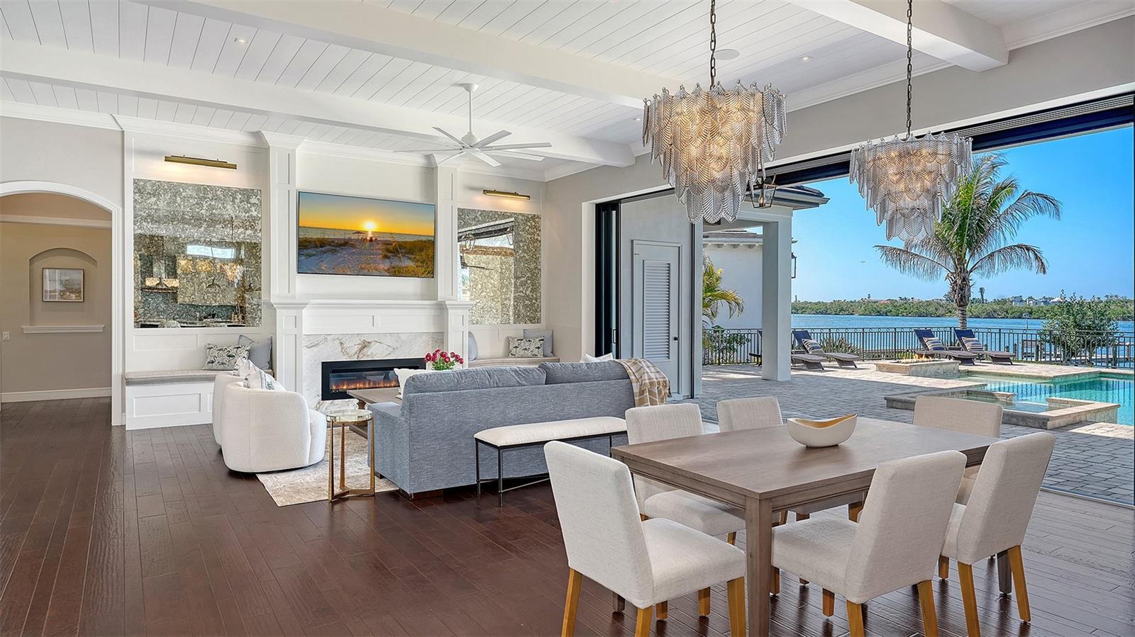 SOUTHBAY YACHT & RACQUET CLUB - Residential