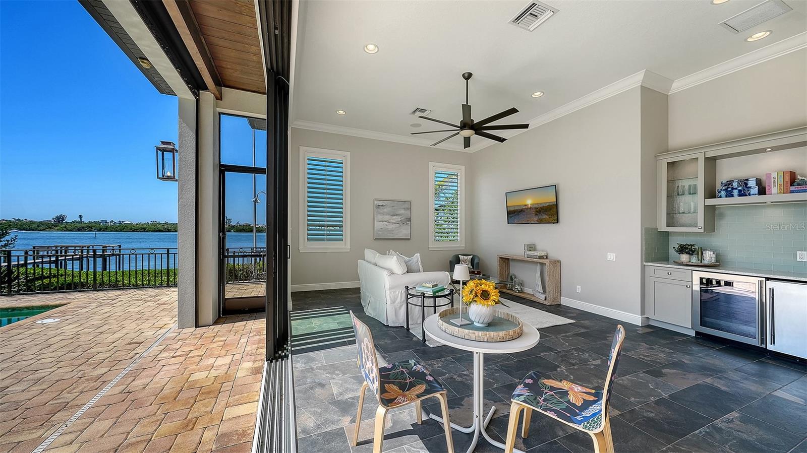 SOUTHBAY YACHT & RACQUET CLUB - Residential