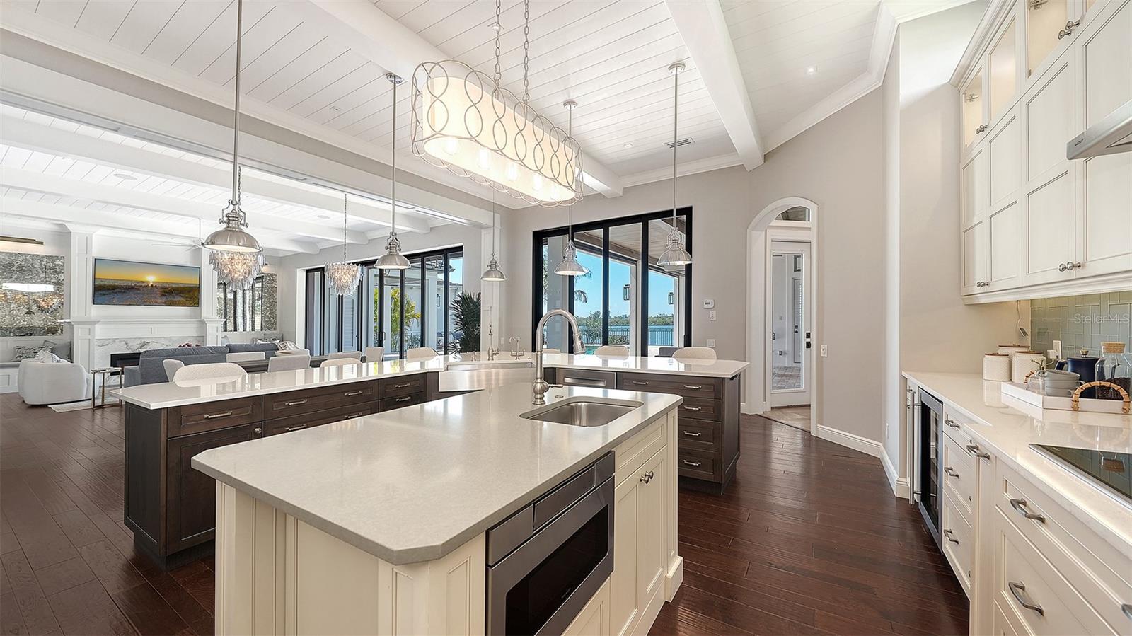 SOUTHBAY YACHT & RACQUET CLUB - Residential