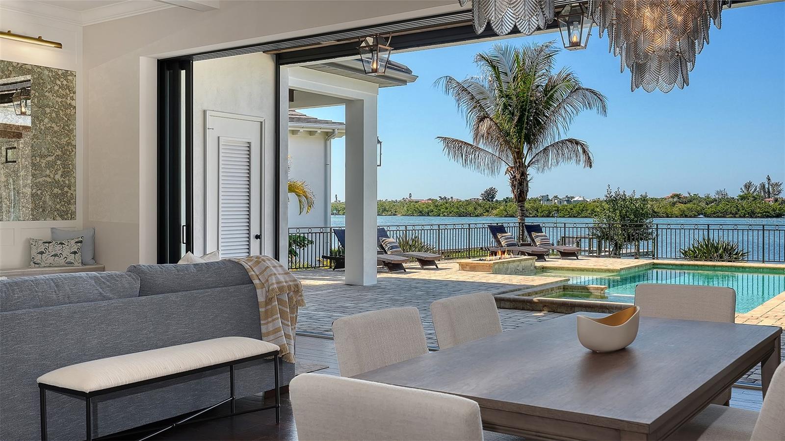 SOUTHBAY YACHT & RACQUET CLUB - Residential