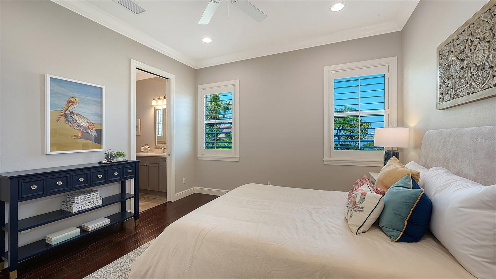 SOUTHBAY YACHT & RACQUET CLUB - Residential