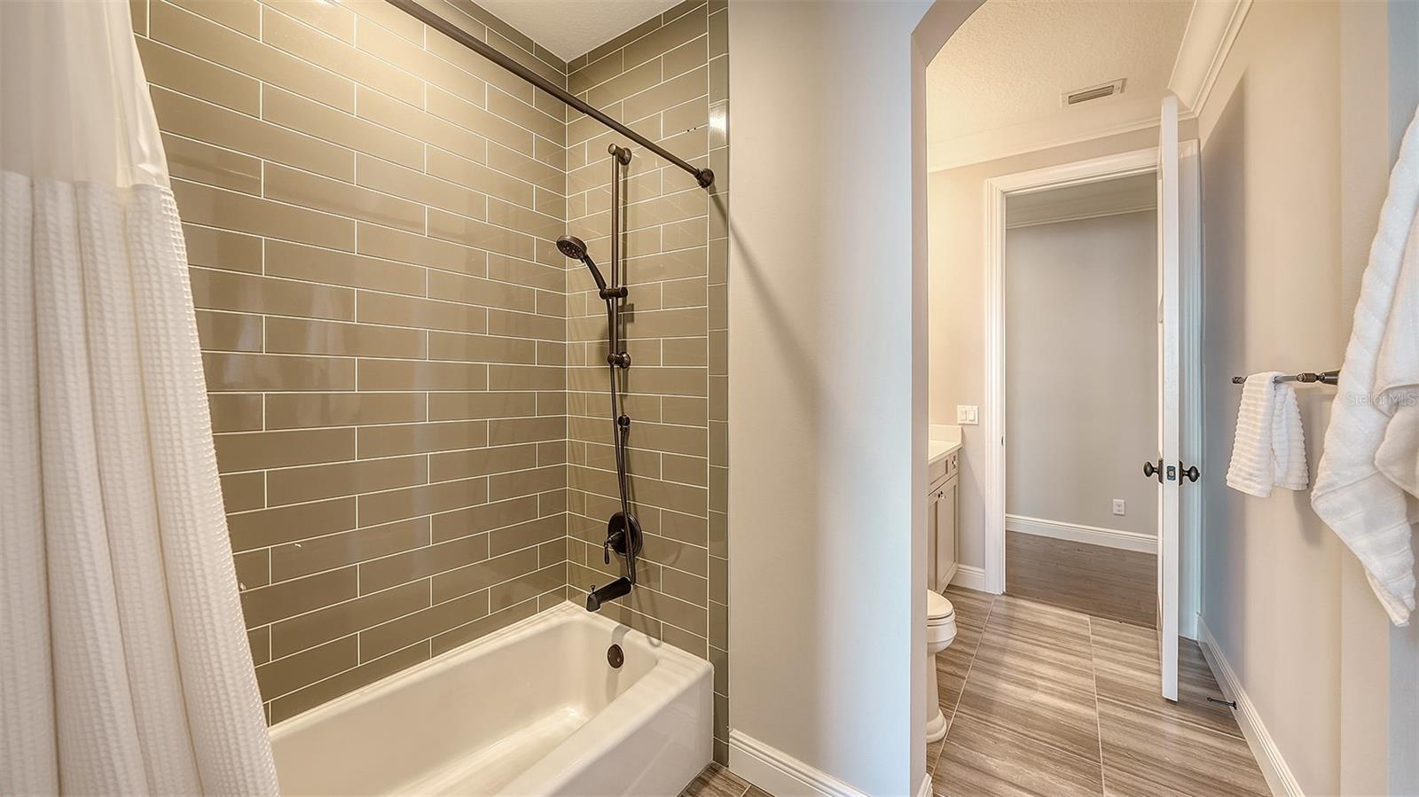 SOUTHBAY YACHT & RACQUET CLUB - Residential