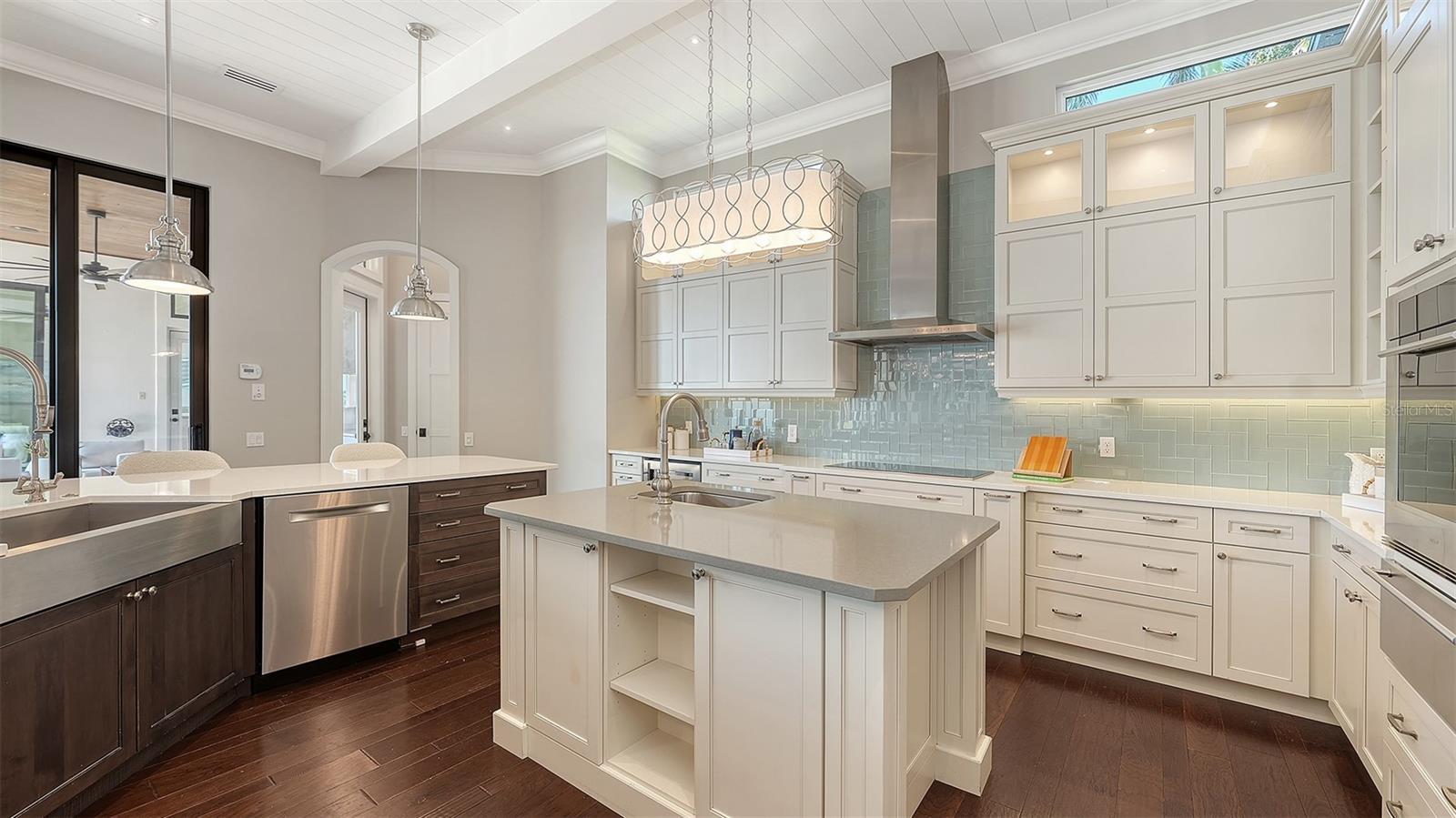 SOUTHBAY YACHT & RACQUET CLUB - Residential