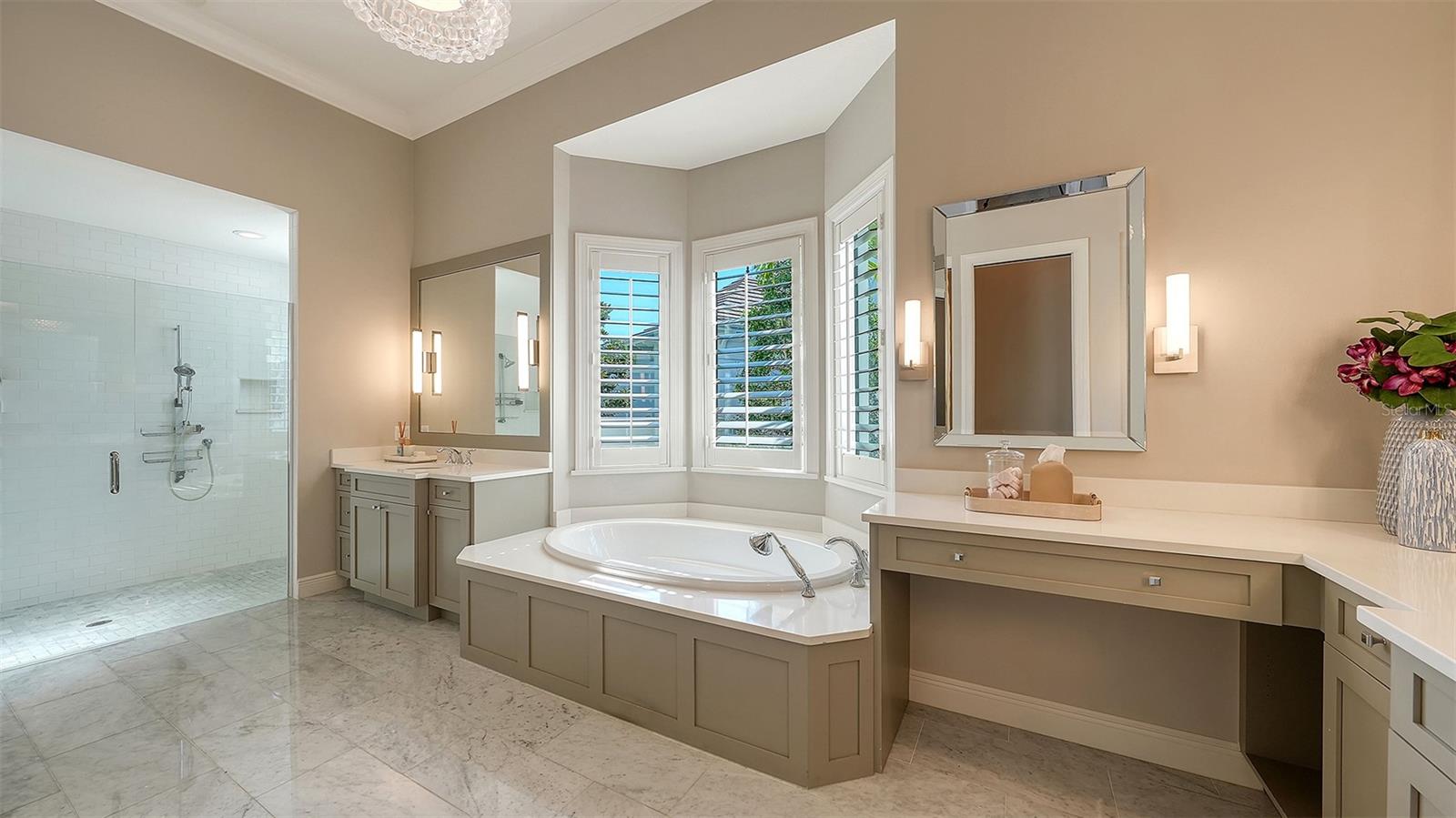 SOUTHBAY YACHT & RACQUET CLUB - Residential