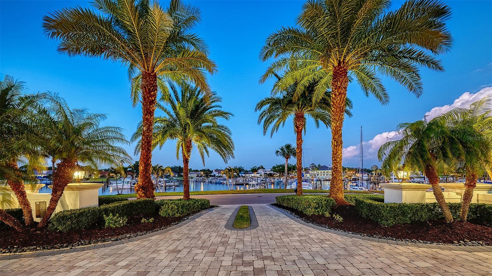 SOUTHBAY YACHT & RACQUET CLUB - Residential