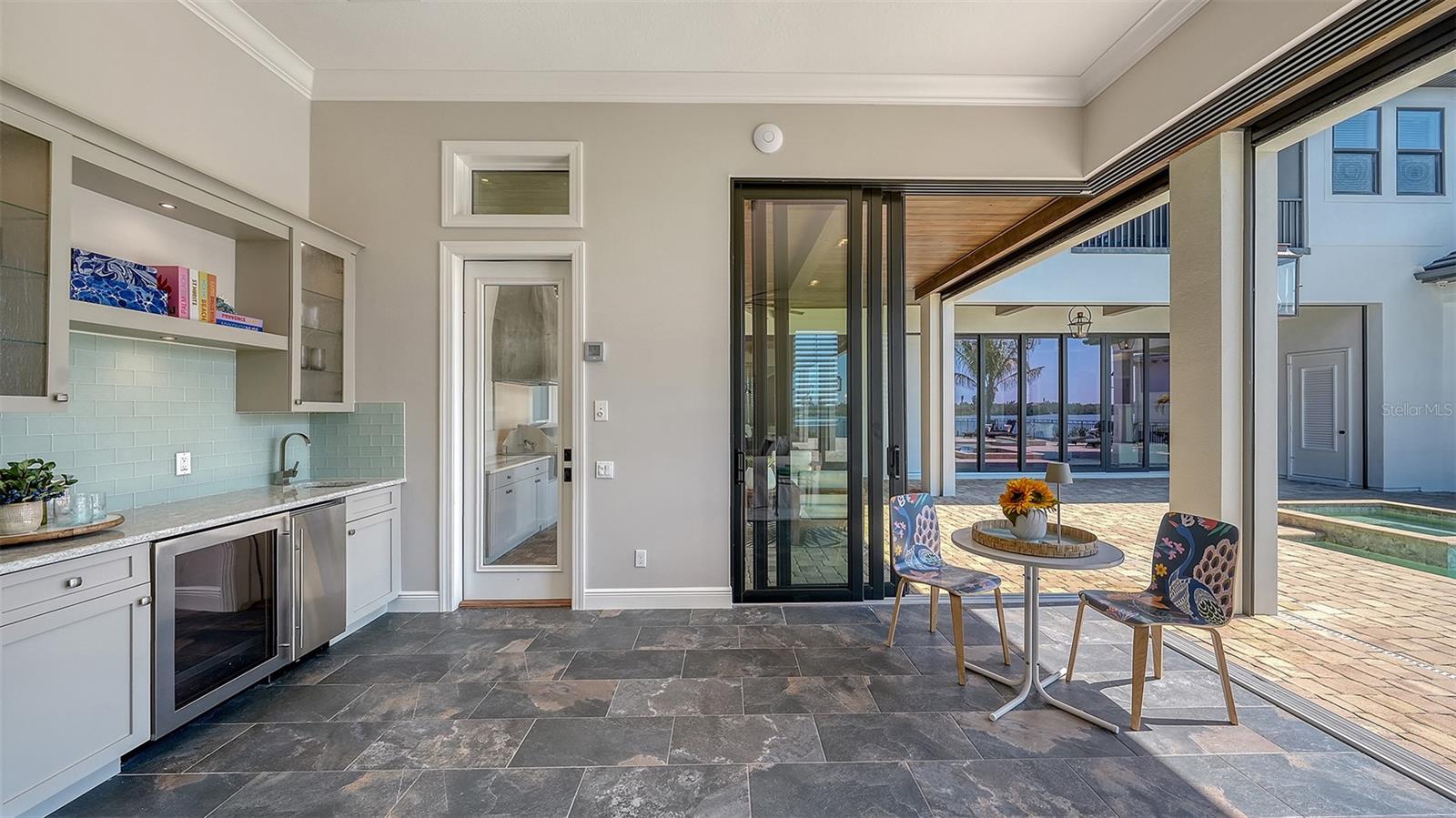 SOUTHBAY YACHT & RACQUET CLUB - Residential